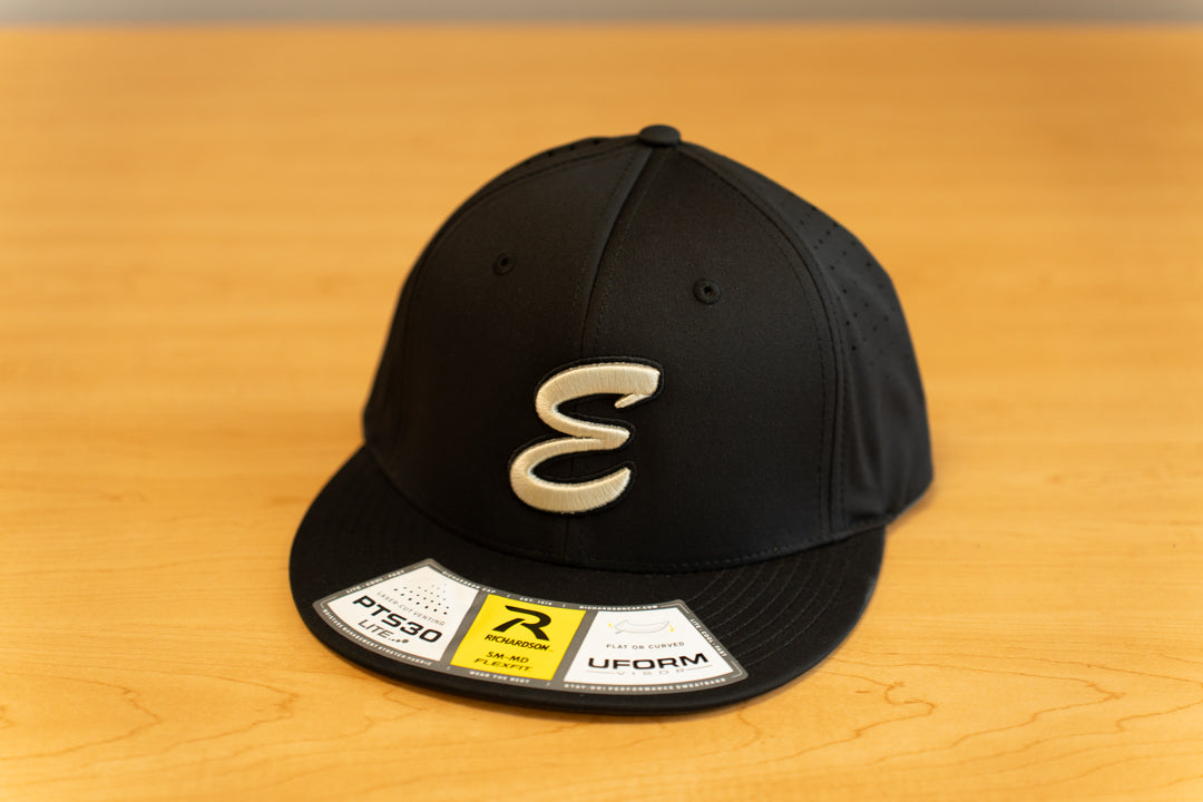 Richardson Game Hat Black with Cream E